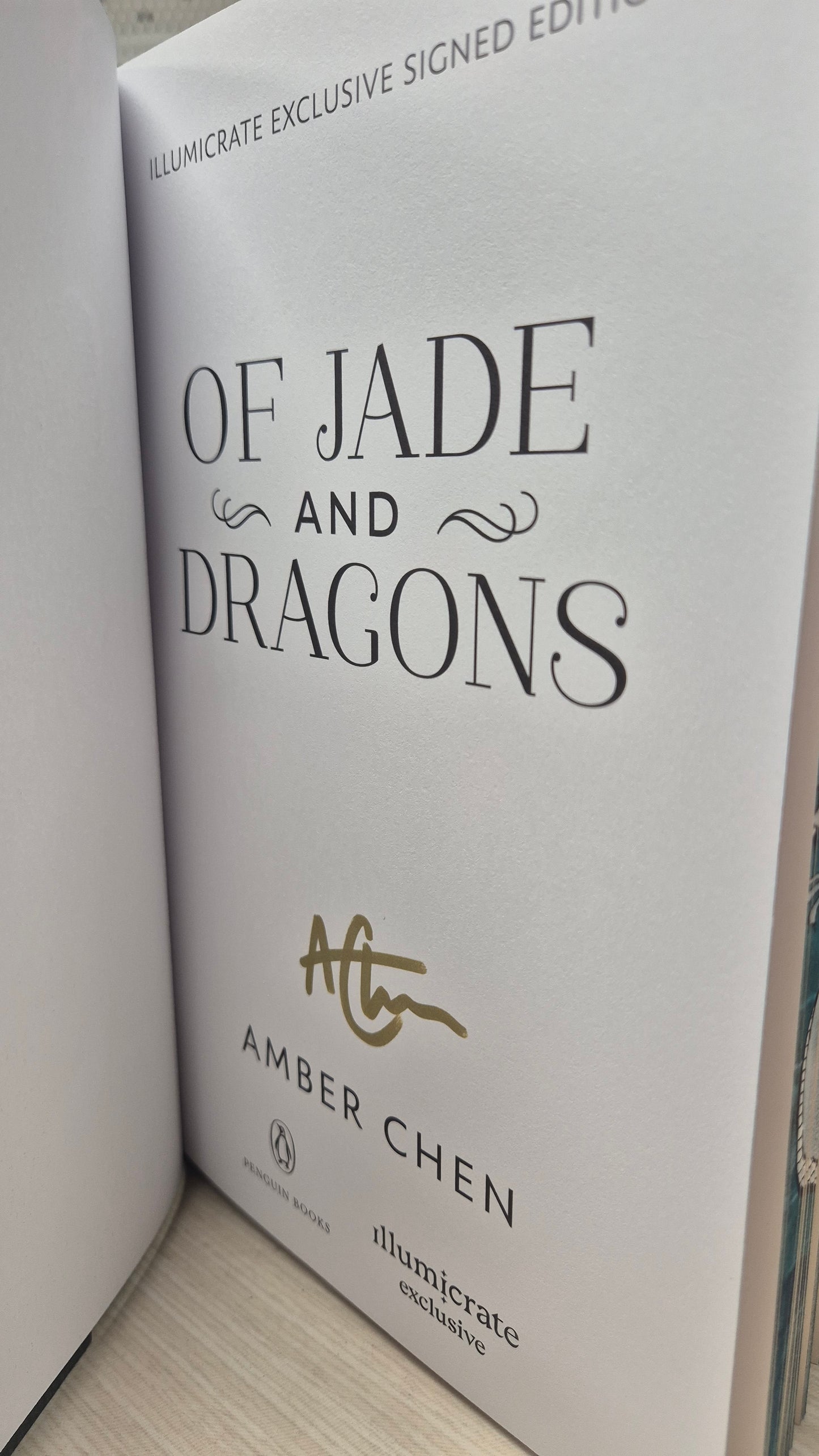 Of Jade and Dragons - Amber Chen - Illumicrate