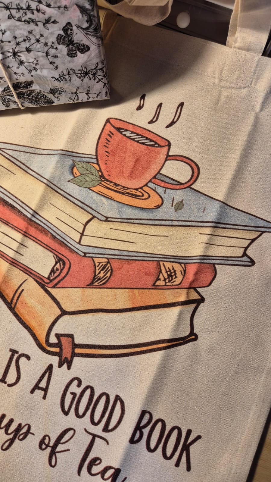 Bookish Tote Bag & Blind Date with a Book - Tea Theme