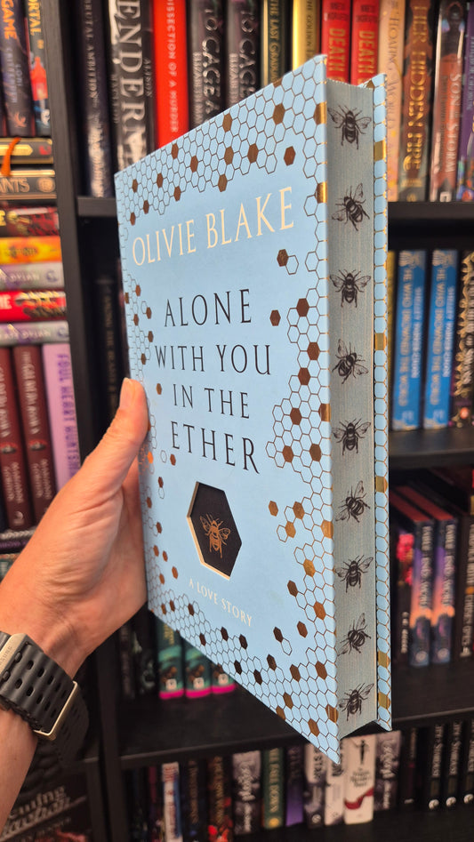 Alone With You In The Ether - Olivie Blake - Illumicrate