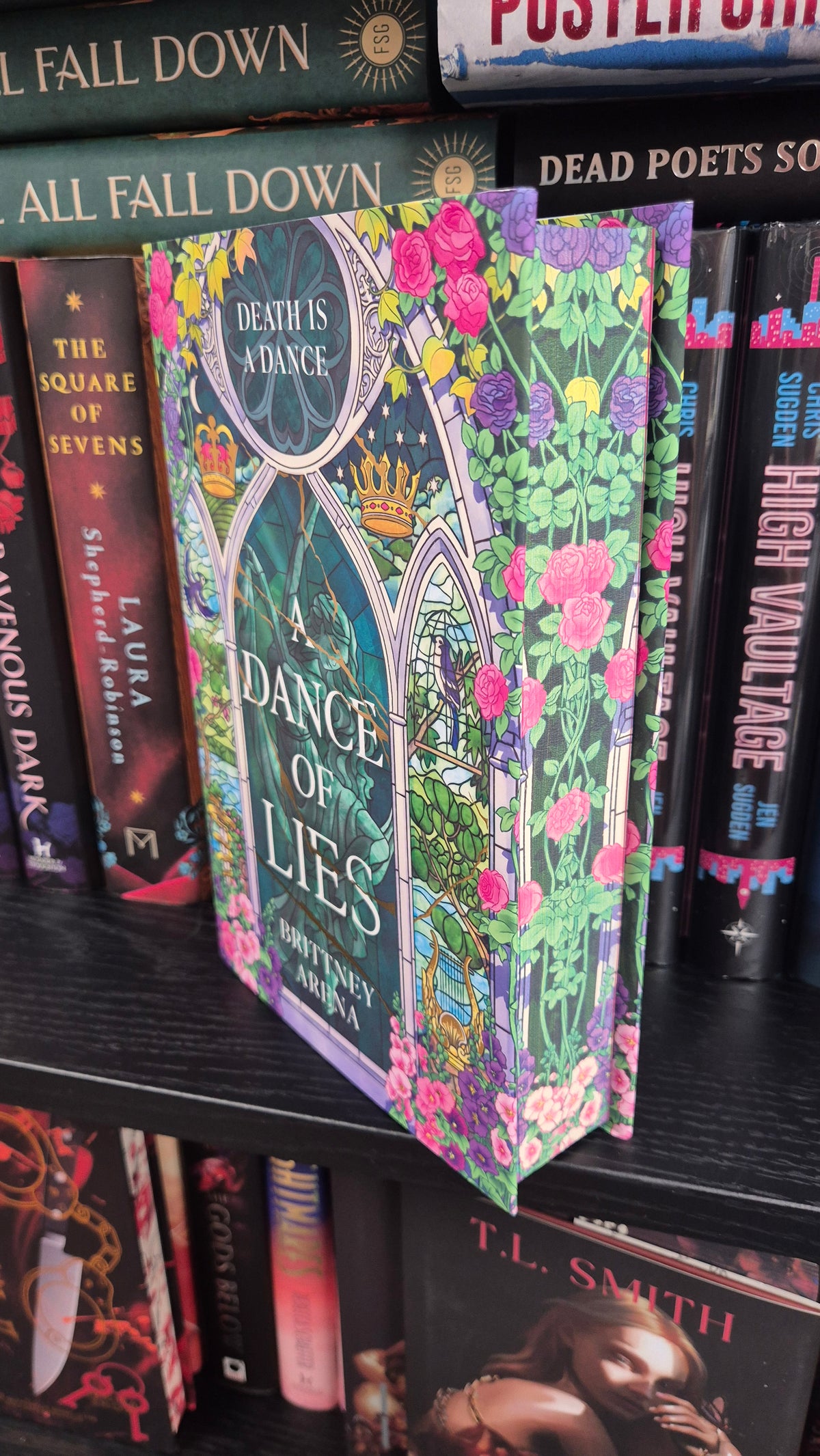 A DANCE OF LIES – Brittney Arena | FairyLoot Exclusive Special Edition | Sprayed Edges