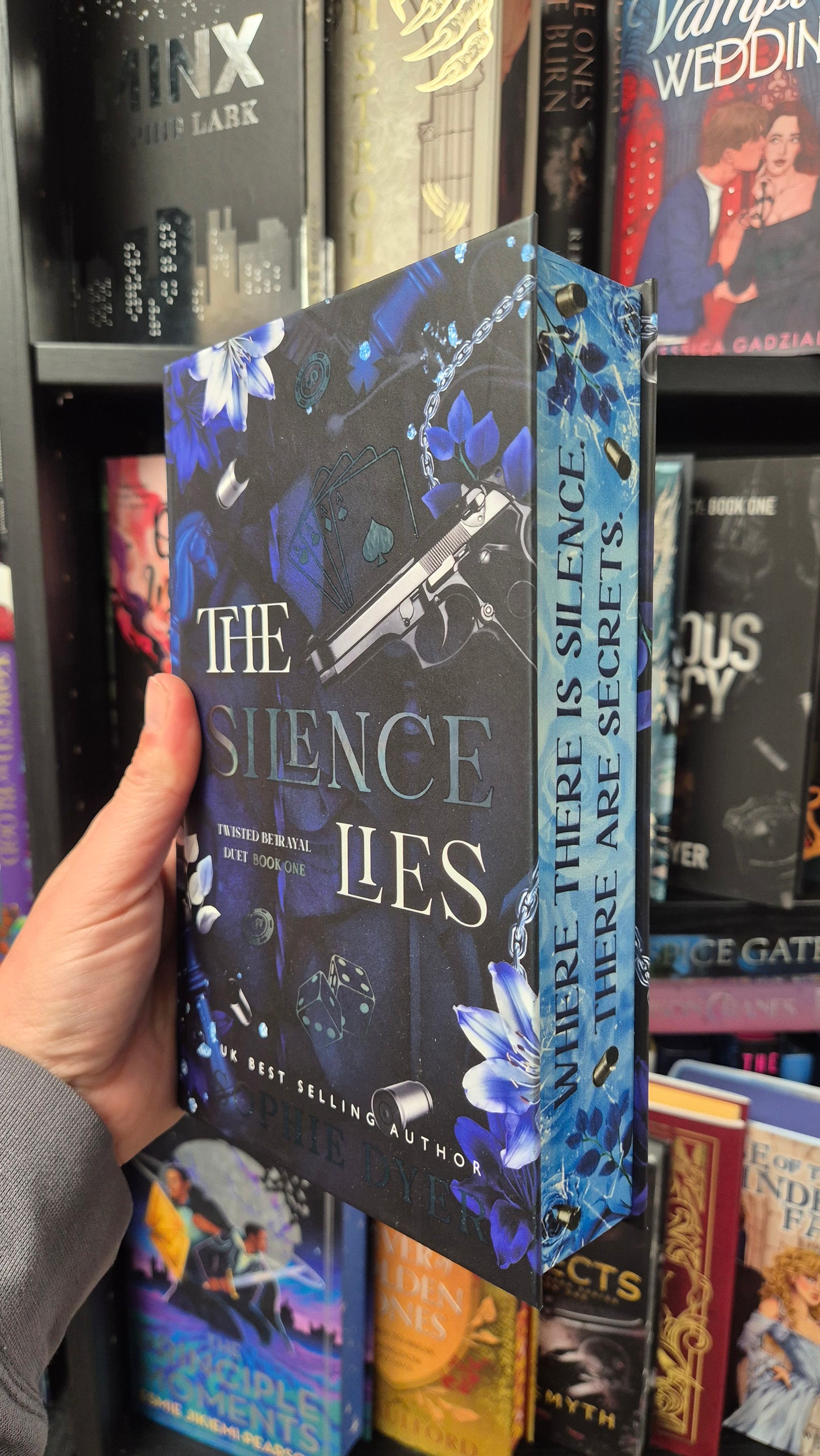 The Silence Lies - Sophie Dyer