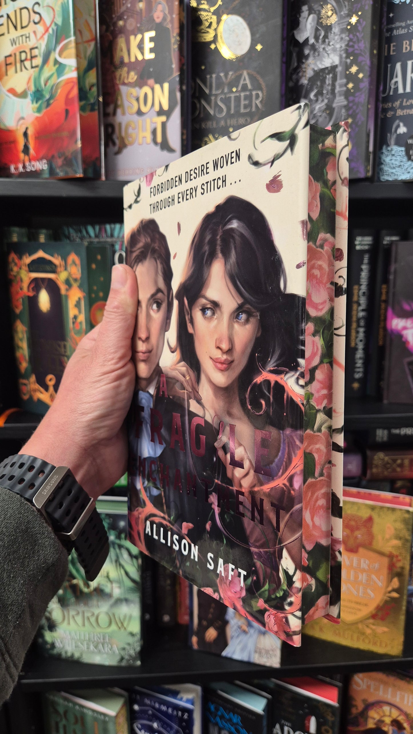 A Fragile Enchantment - Allison Saft - Fairyloot