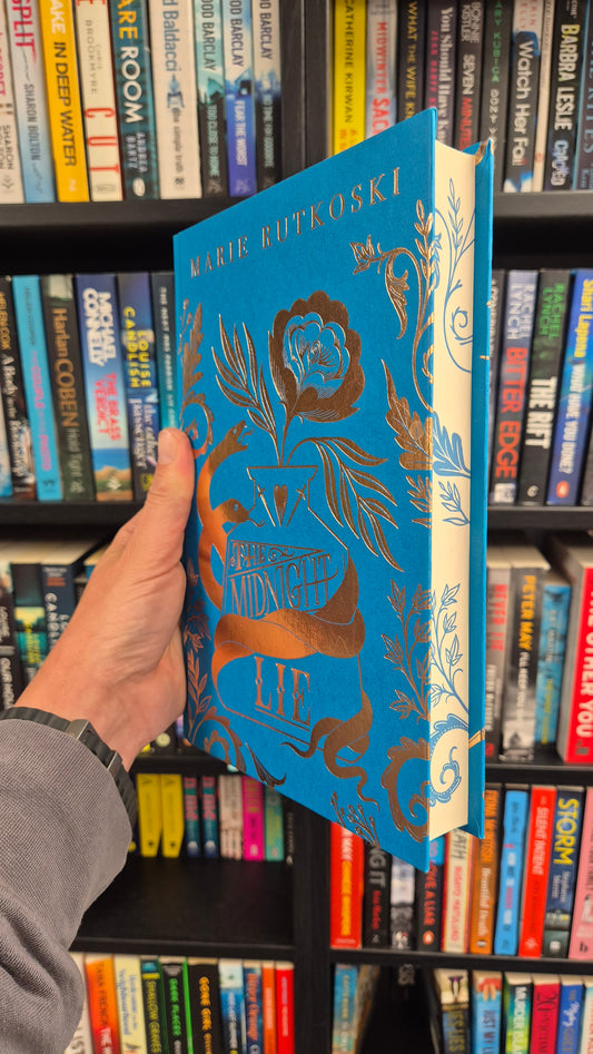 The Midnight Lie - Maria Rutkoski