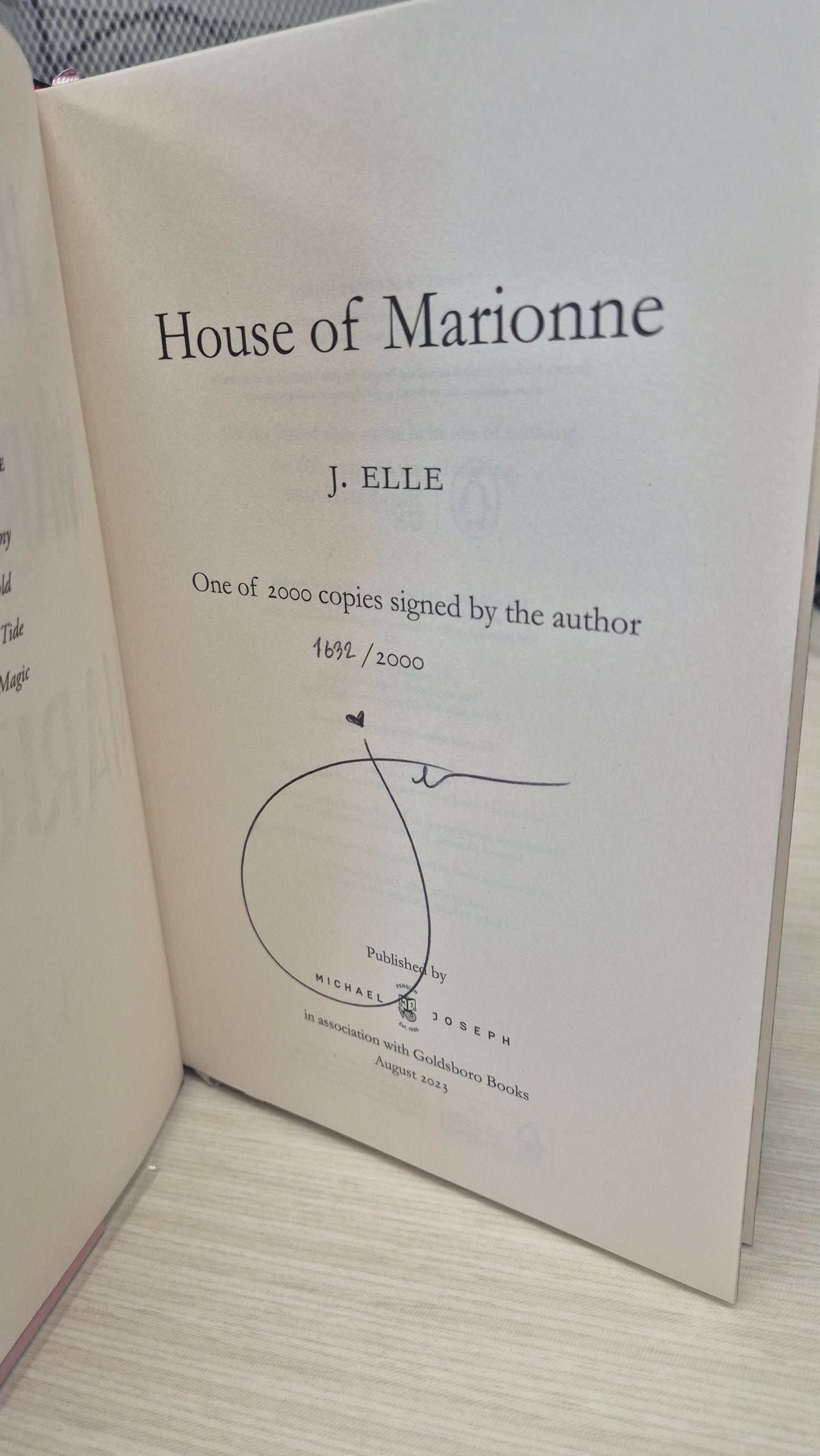 House of Marionne - J.Elle