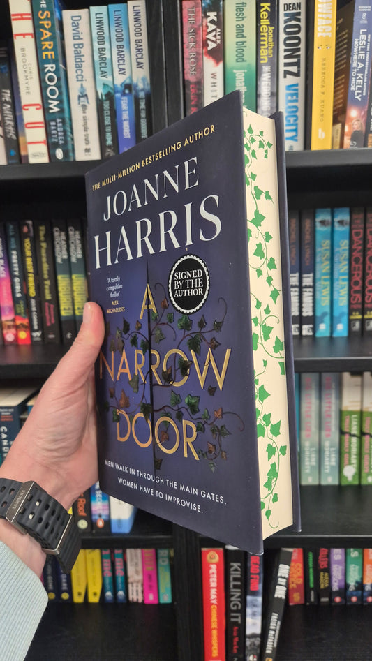 A Narrow Door - Joanne Harris