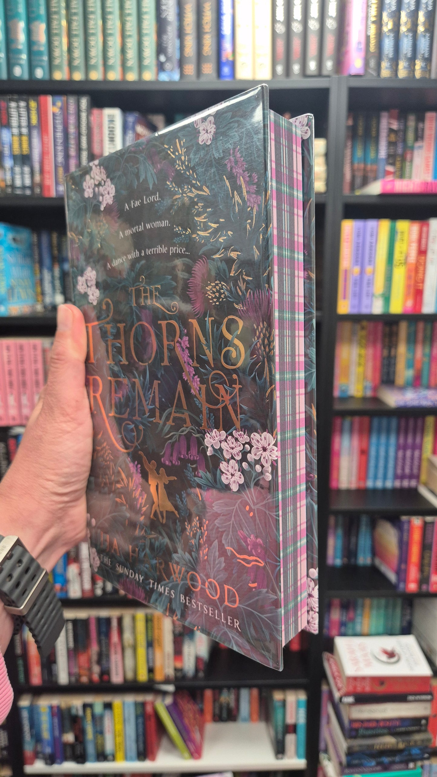 The Thorns Remain - JJa Harwood - First Edition Goldsboro