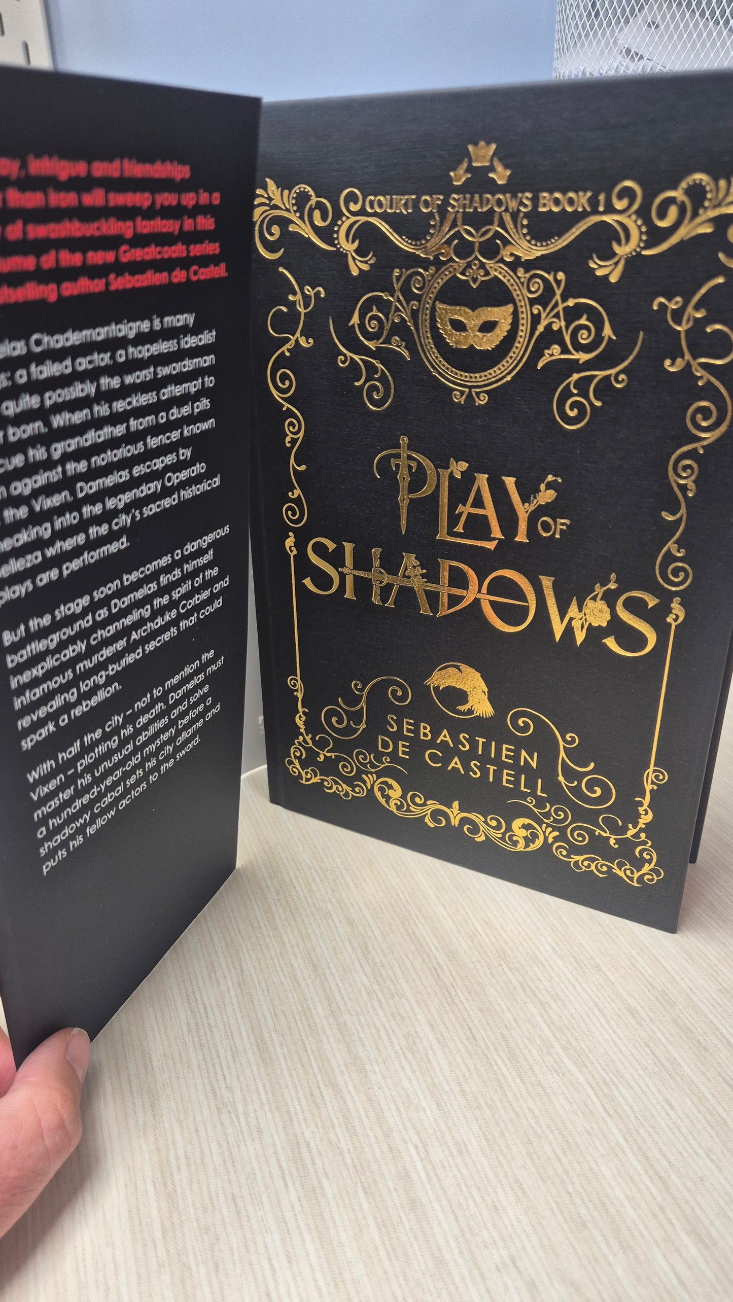 Play of Shadows - Sebastien De Castell