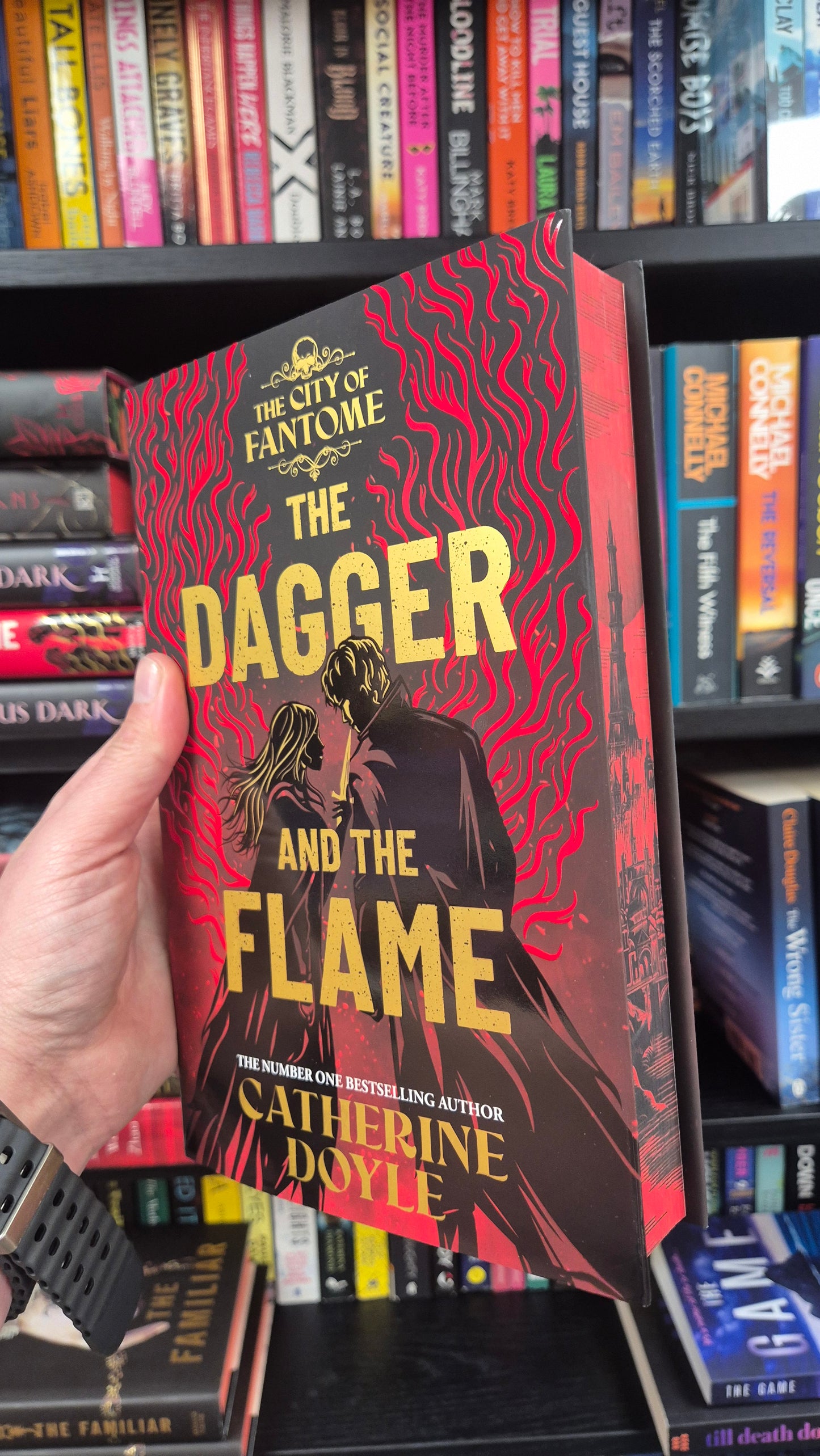 The Dagger And The Flame - Catherine Doyle